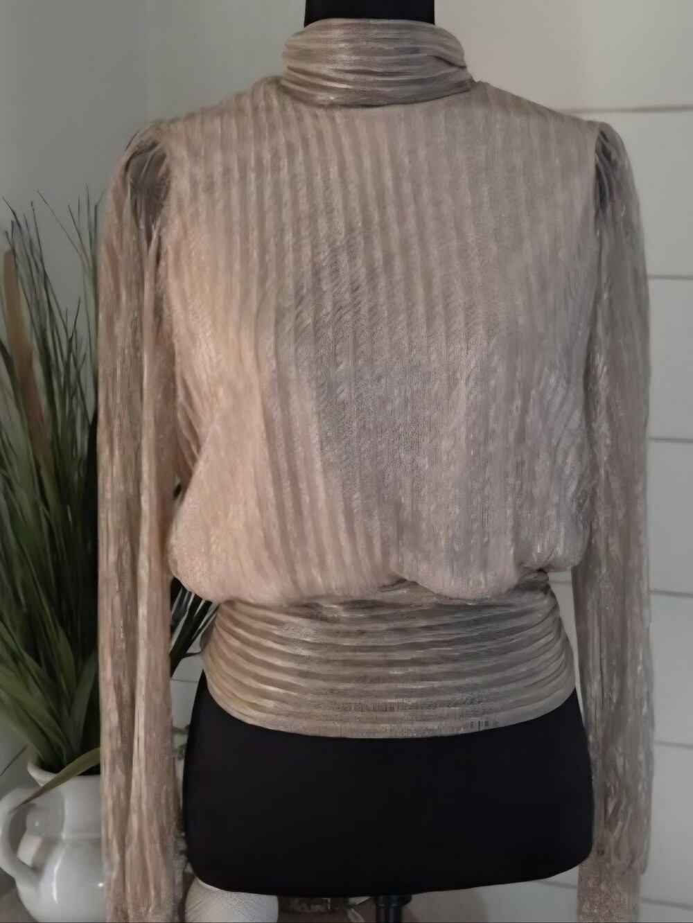 JOIE GOLD LUXE MOCK NECK PLISSE  TOP M HOLIDAY PARTY NIGHT OUT VIP FESTIVE GLAM